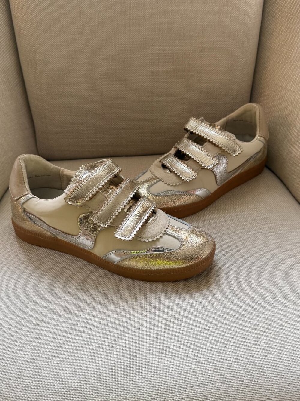 Dolce Vita Notice Velcro Silver Gold Leather Sneakers Size 9